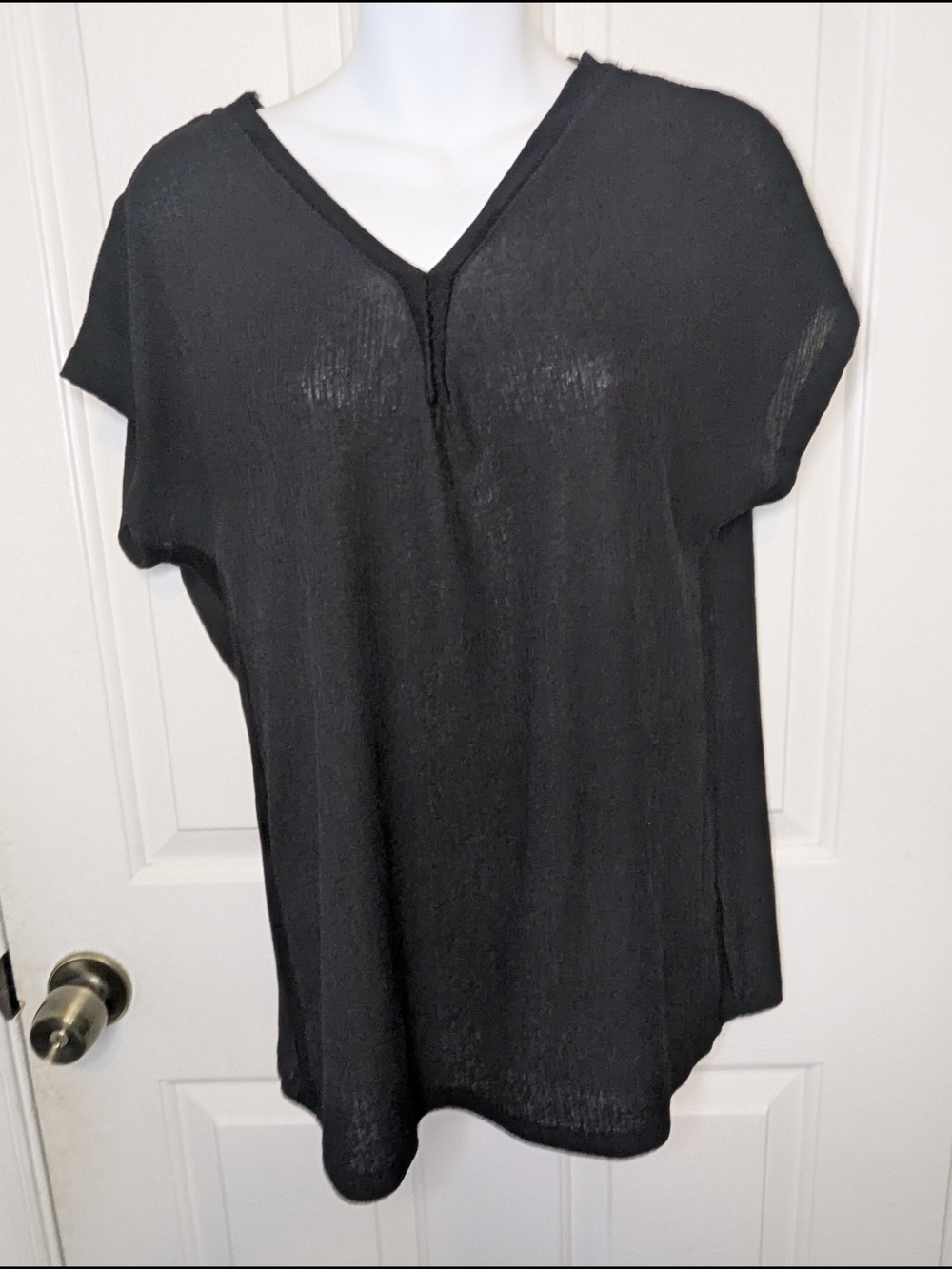 F&F Black Knit V-Neck Top T-Shirt Short Sleeve Loose Fit Women's Size 10